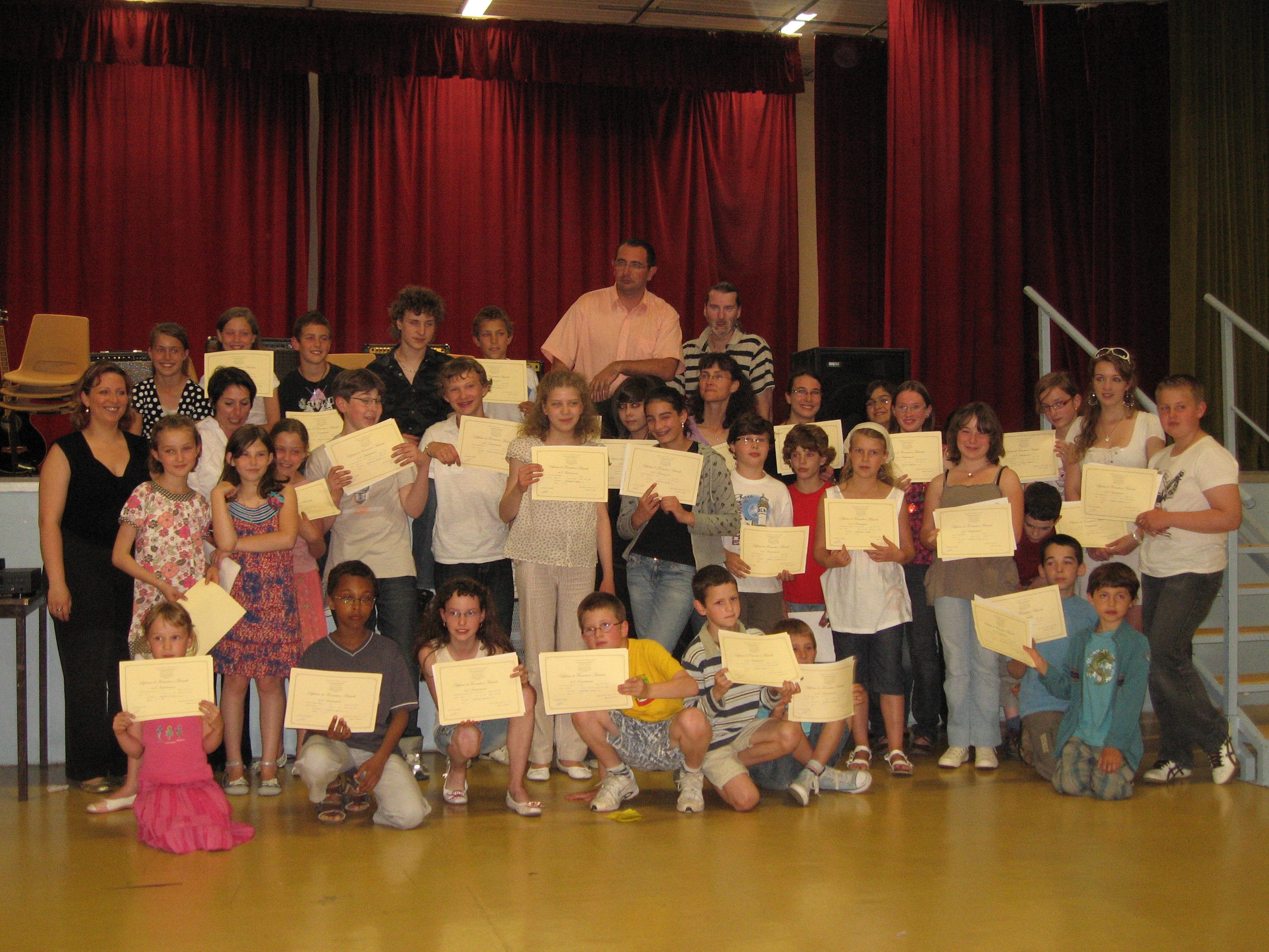 Cliquez sur la photo pour voir tout l'album 'Audition de fin d'ann�e Courtisols 2009'